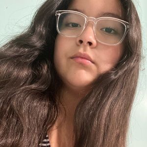 Meet your Posher, Analiyah